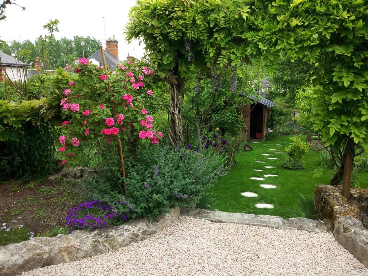 Le Petit Jardin Yoyo 호텔 Monts 외부 사진